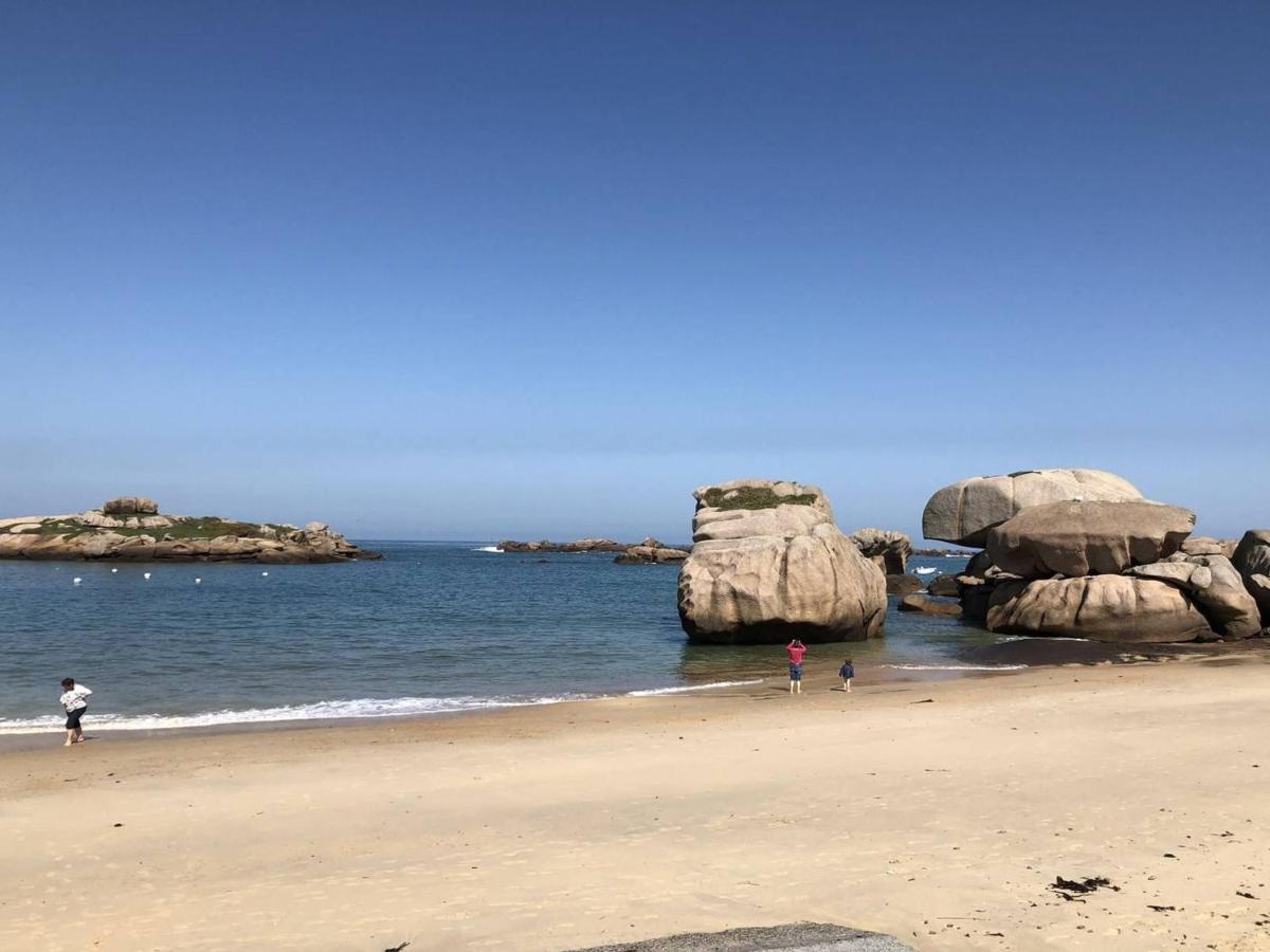 Appartement Spacieux Avec Wifi Et Parking A Tregastel, Proche Plage - Fr-1-368-18 エクステリア 写真